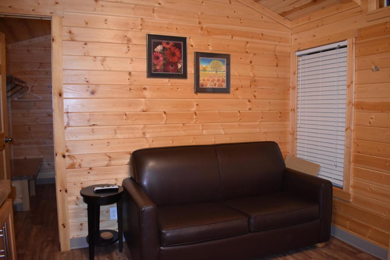 Tall Chief Camping Resort Cottage 1 Pleasant Hill Eksteriør billede